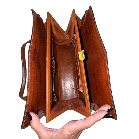 Vintage Louis Vuitton Sac Bavouac Monogram Shoulder Bag - Picture 8 of 15